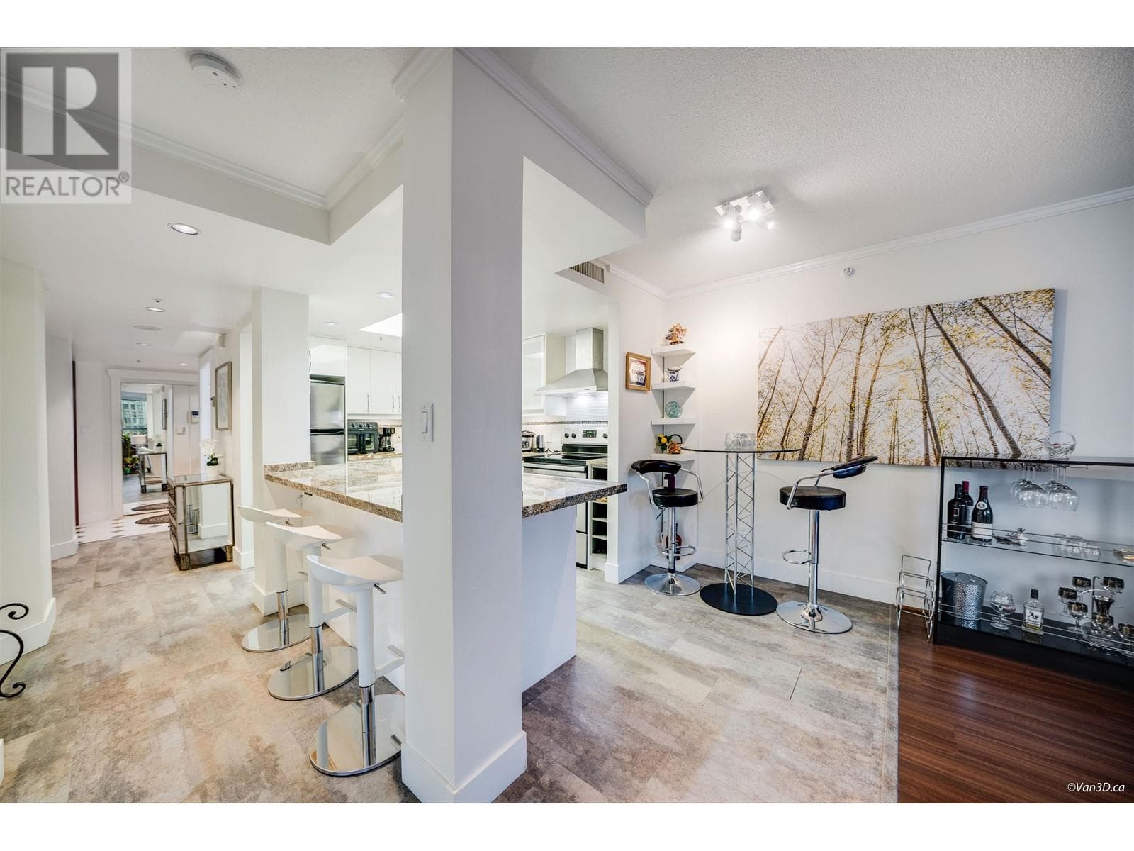 701 1050 BURRARD STREET