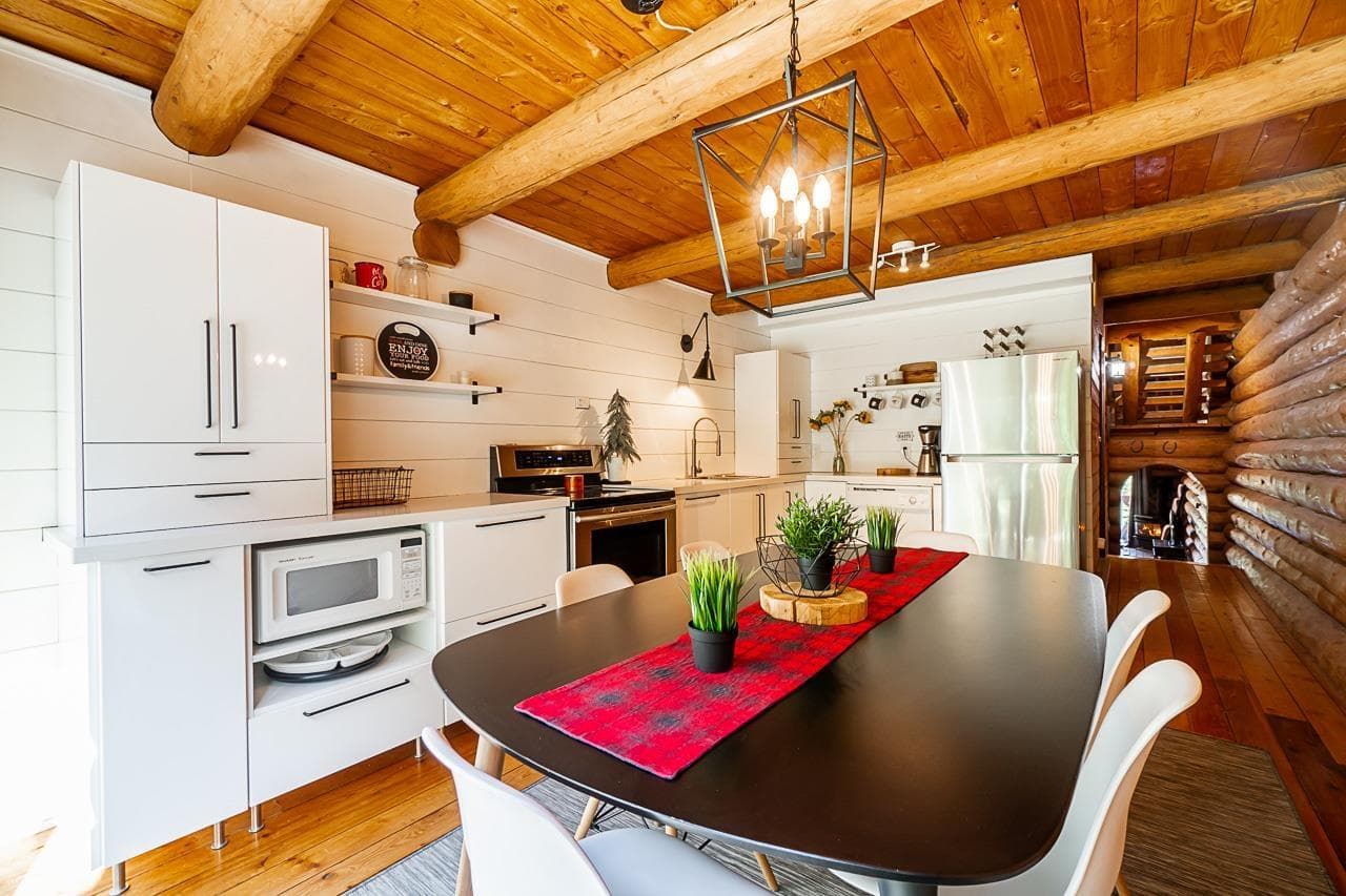 4 20619 EDELWEISS DRIVE