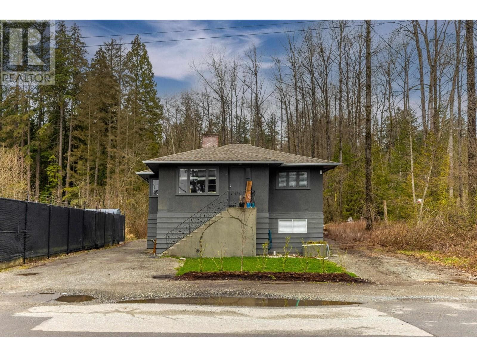 2336 OLD DOLLARTON ROAD