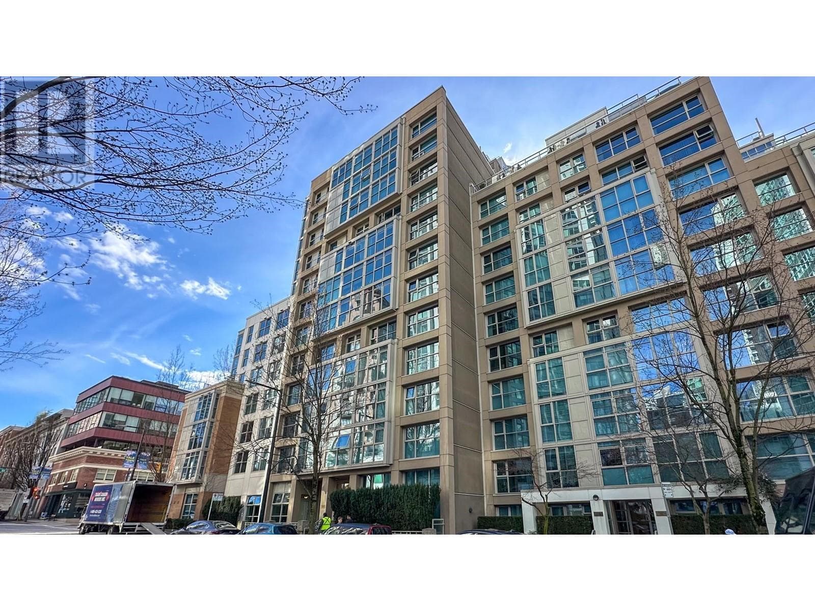 701 1318 HOMER STREET