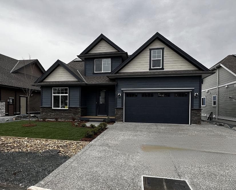 1945 PEREGRINE PLACE, Mt Woodside