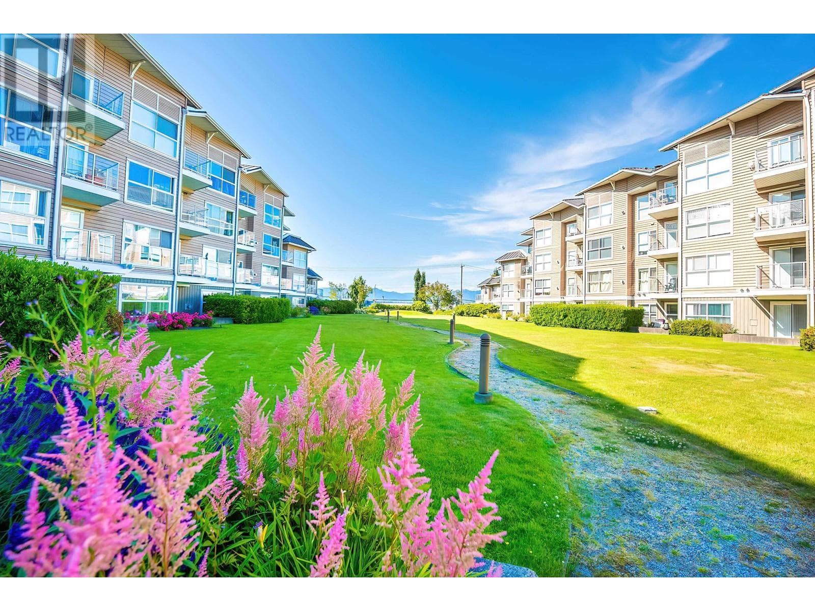 311 5880 DOVER CRESCENT