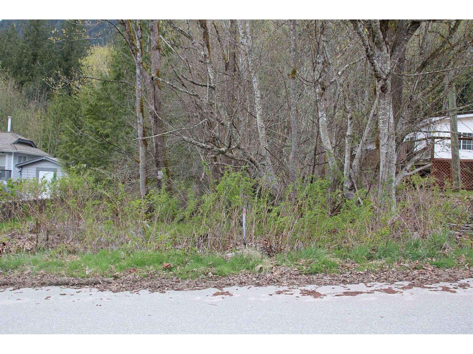 66555 KERELUK ROAD, Kawkawa Lake