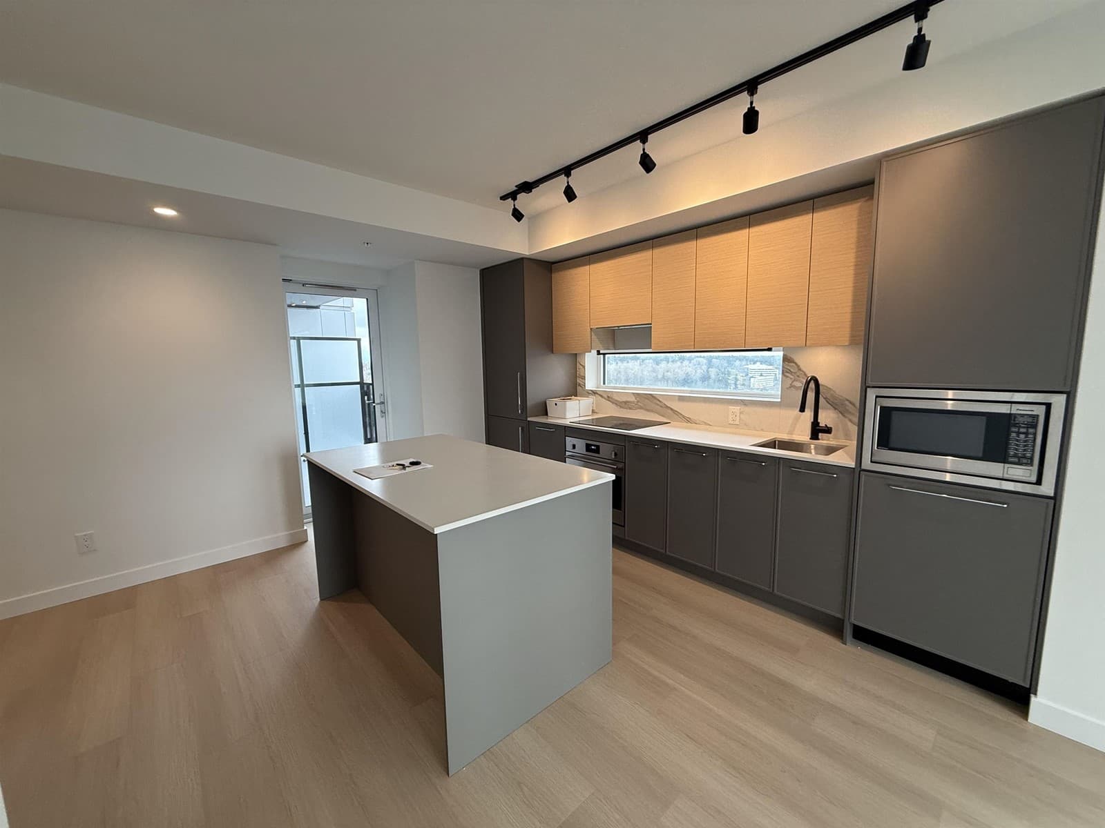 2210 13725 GEORGE JUNCTION