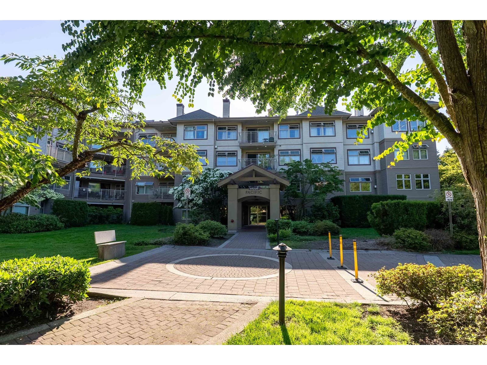 201 15220 GUILDFORD DRIVE