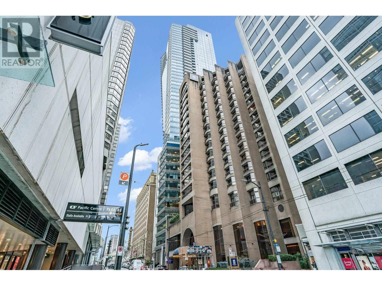 3002 667 HOWE STREET