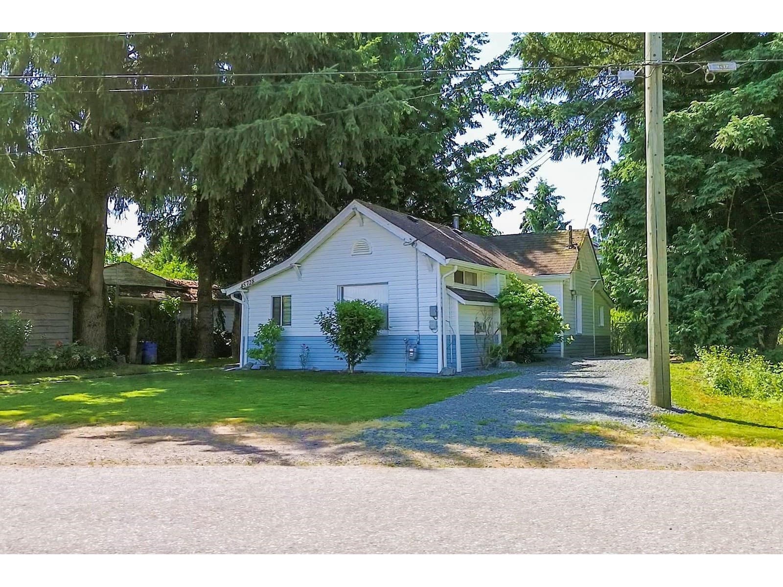 45728 HENDERSON AVENUE, Chilliwack Proper West