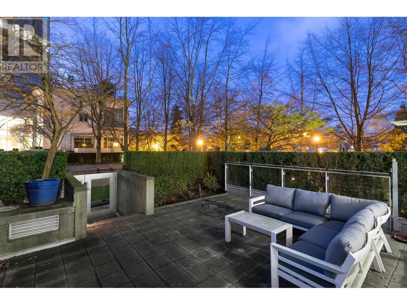 TH23 1281 W CORDOVA STREET