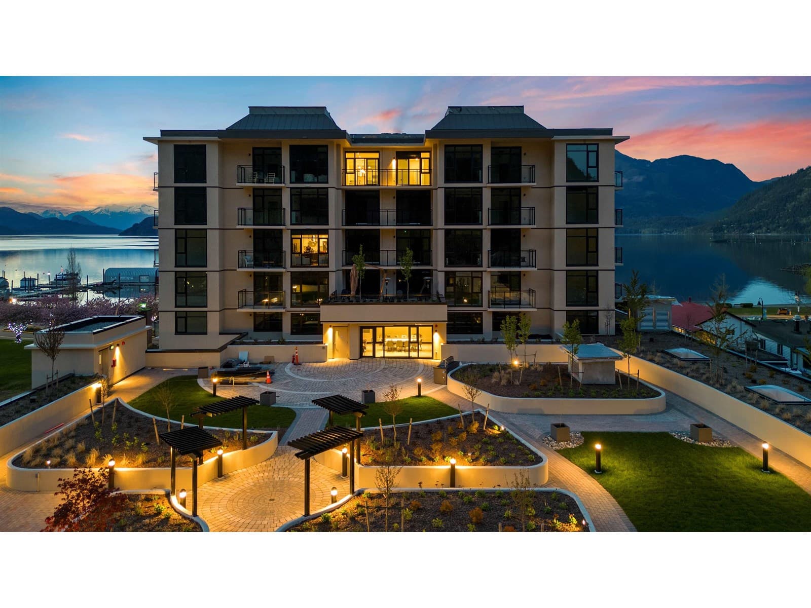 507 120 ESPLANADE AVENUE, Harrison Hot Springs