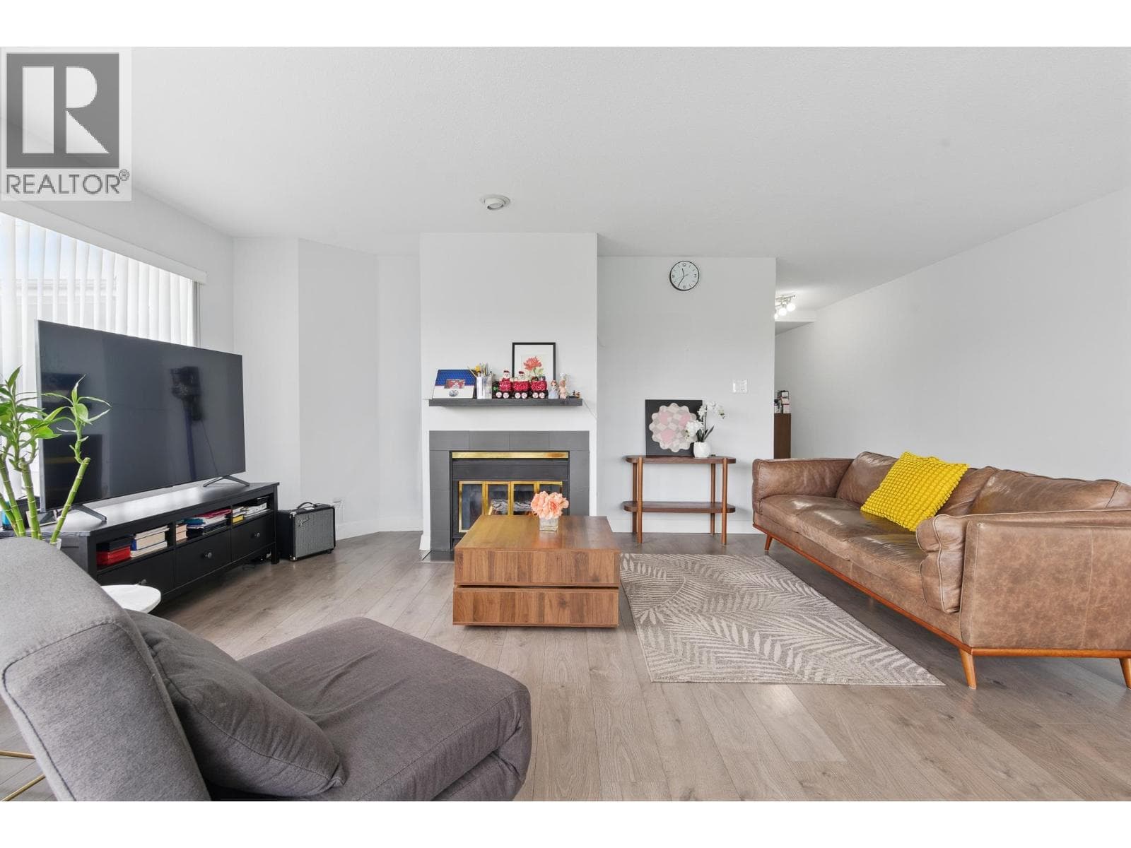 104 7480 GILBERT ROAD