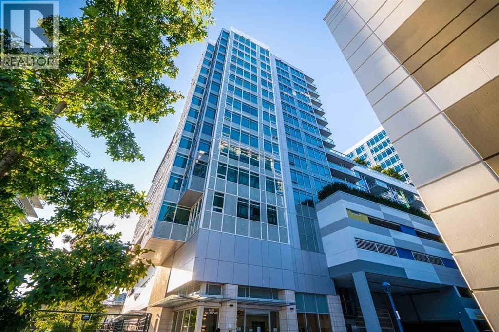 1808 6288 NO. 3 ROAD