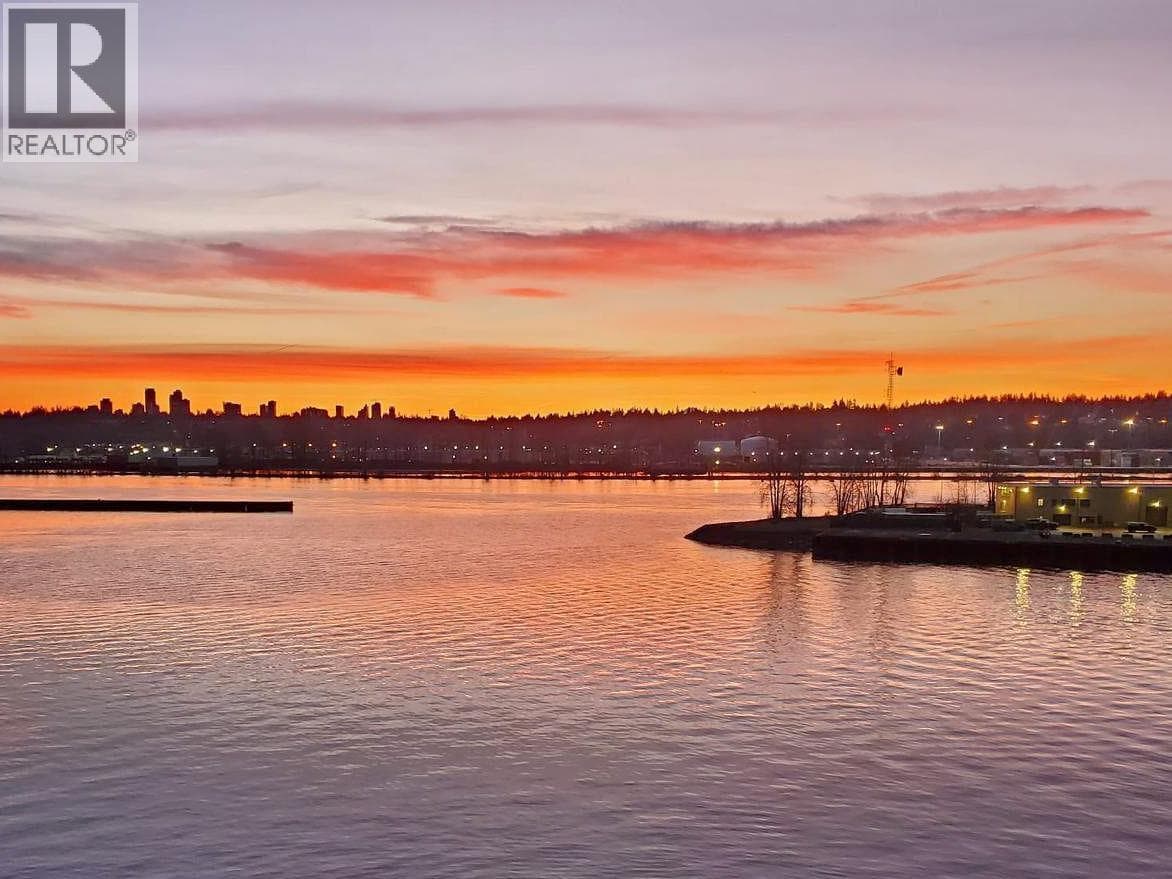 608 210 SALTER STREET