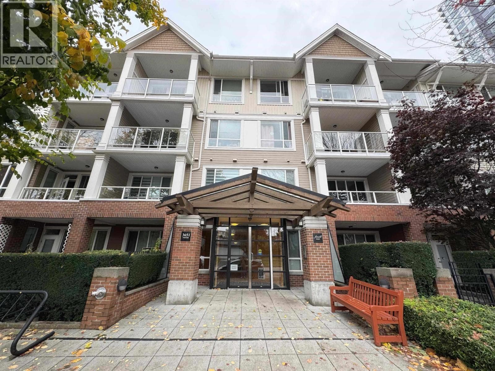 415 3651 FOSTER AVENUE