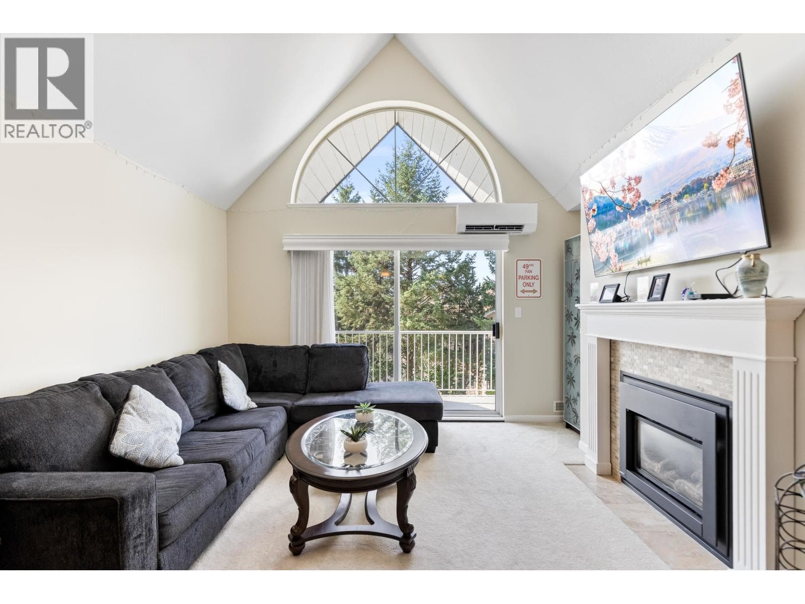 303 11601 227 STREET