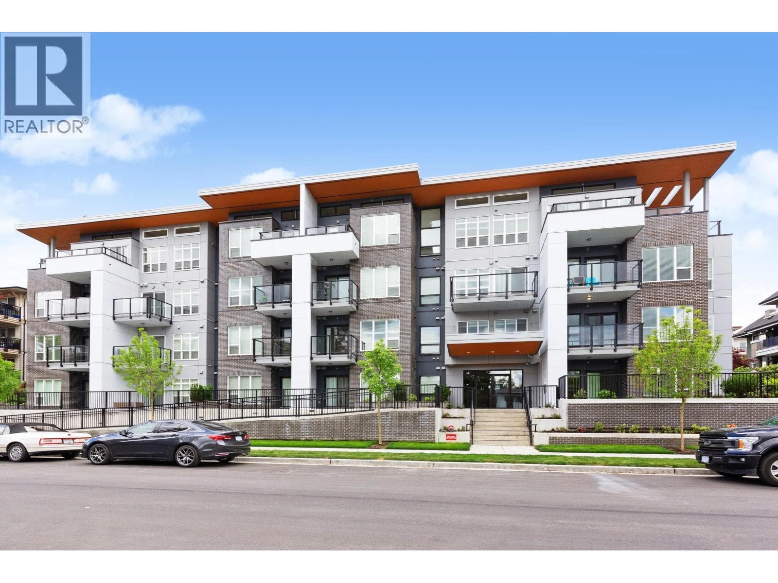 106 2356 WELCHER AVENUE