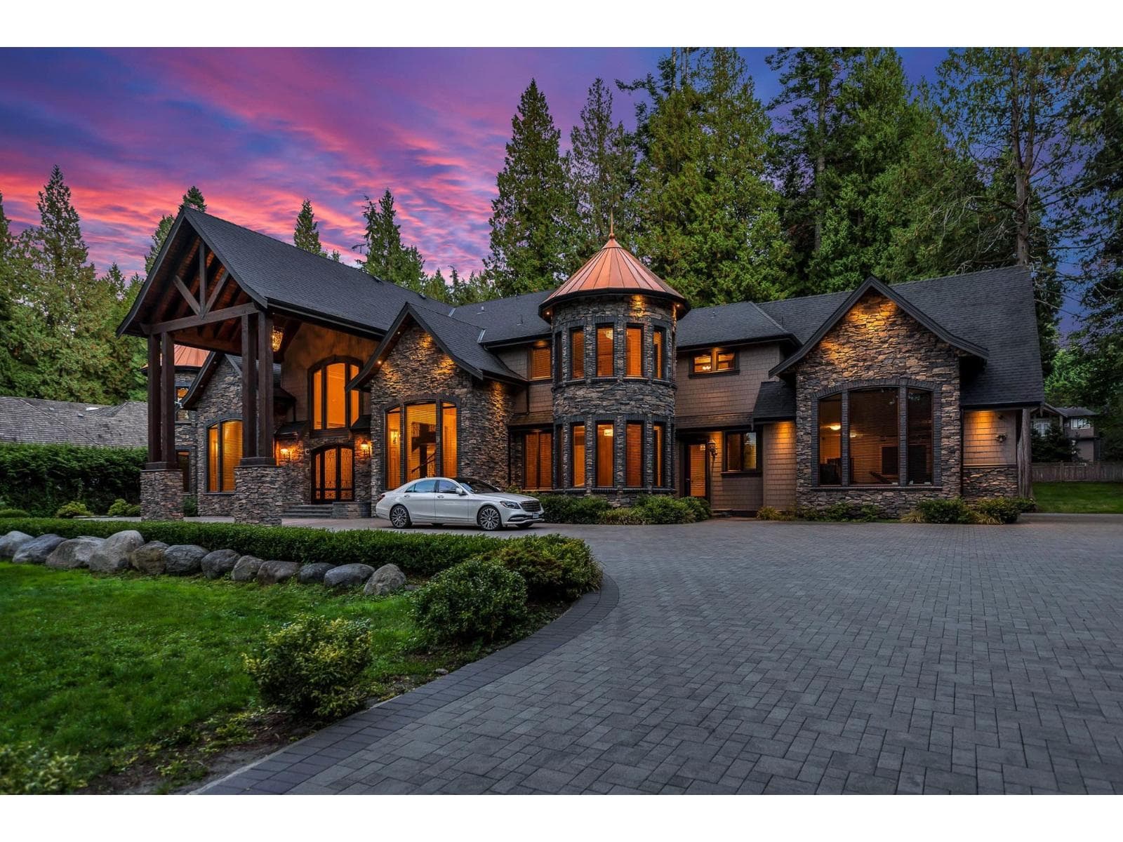 13288 WOODCREST DRIVE