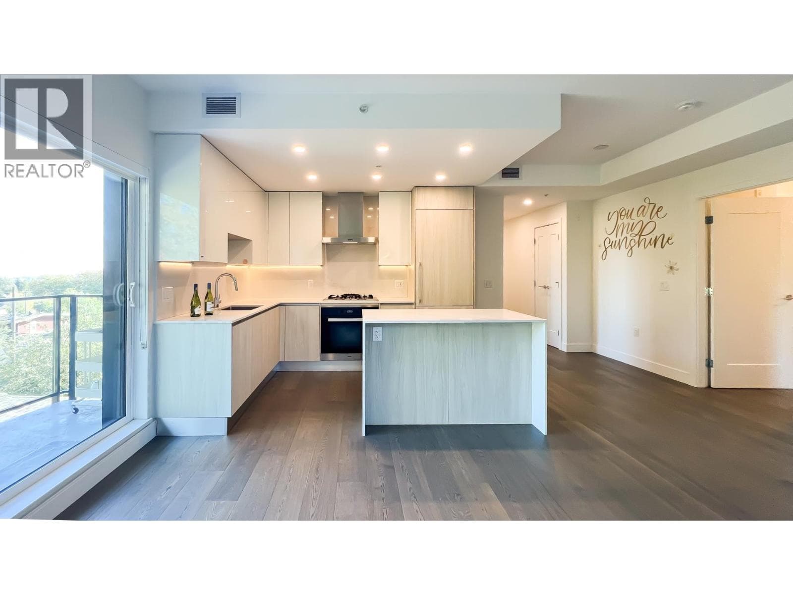 402 488 W 58TH AVENUE