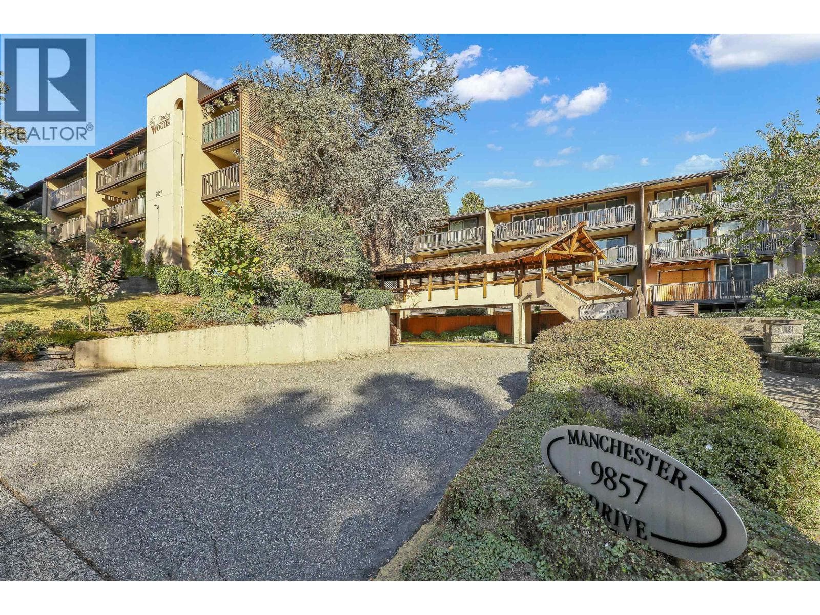 409 9857 MANCHESTER DRIVE