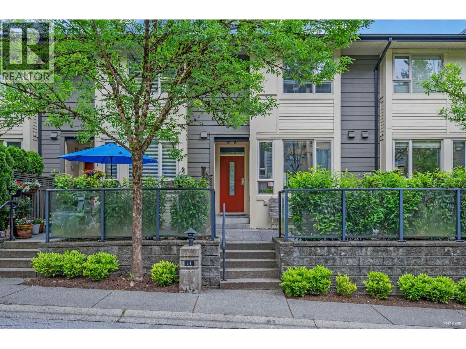 51 9229 UNIVERSITY CRESCENT