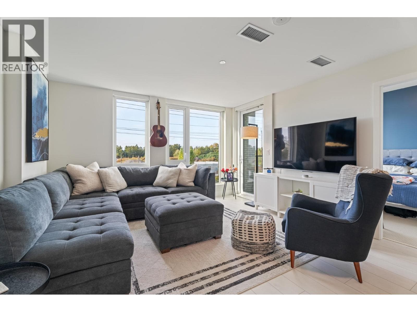 360 8575 RIVERGRASS DRIVE