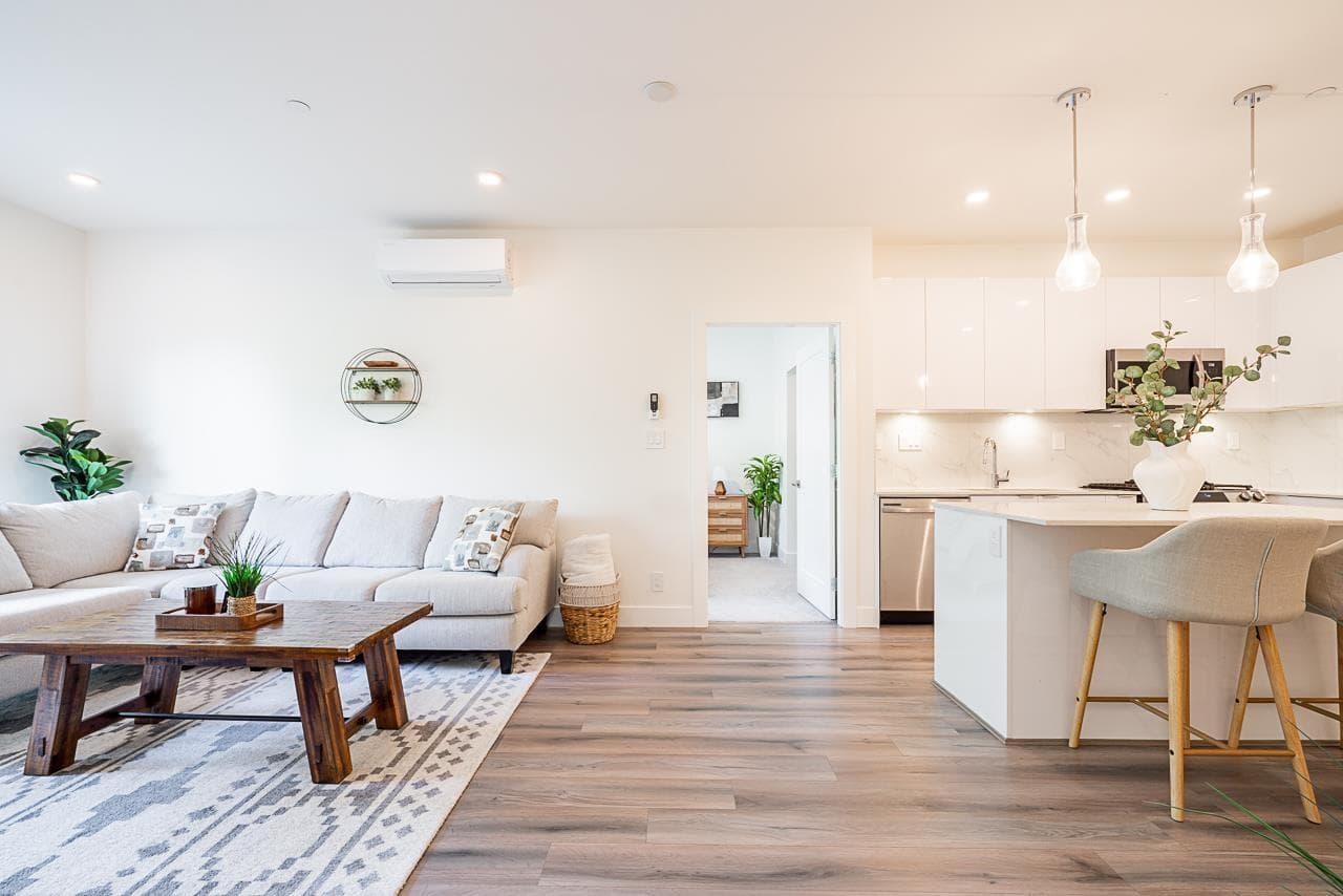 B311 8447 202 STREET