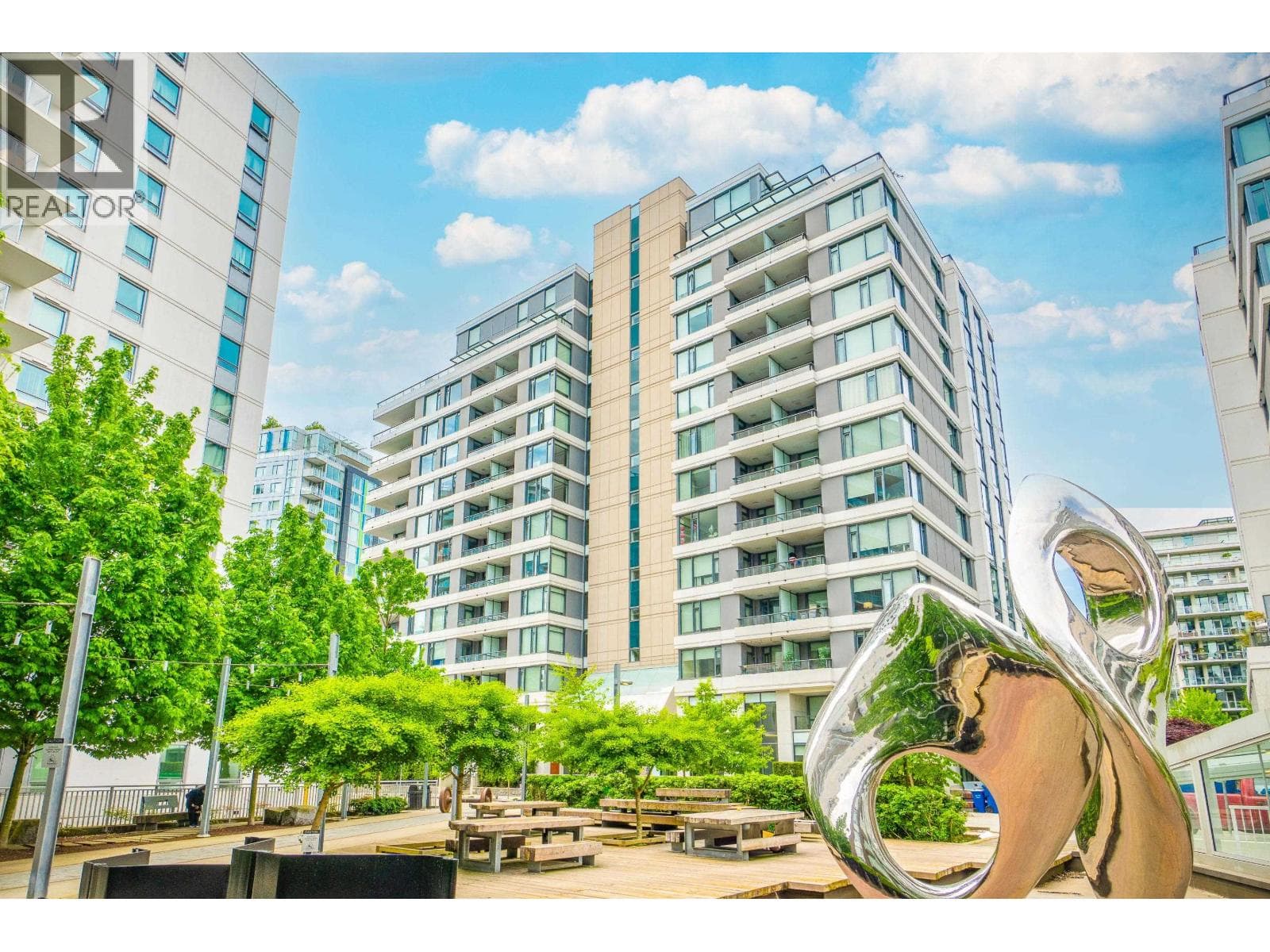 1106 1688 PULLMAN PORTER STREET