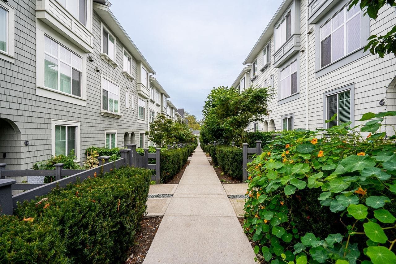 140 8168 136A STREET