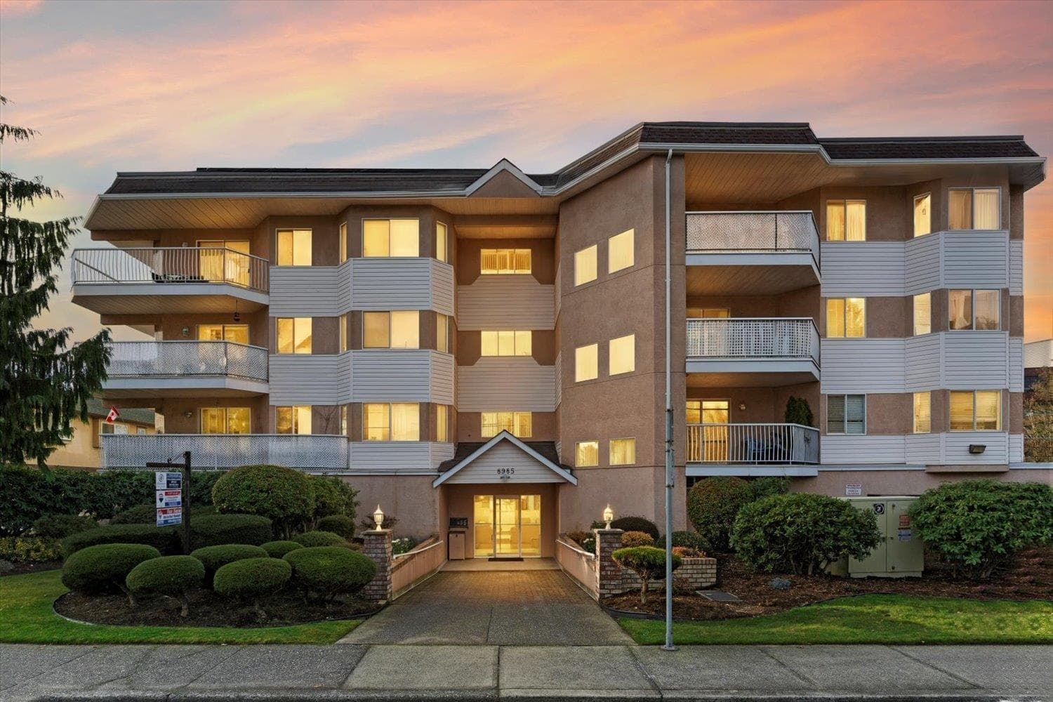 201 8985 MARY STREET, Chilliwack Proper West