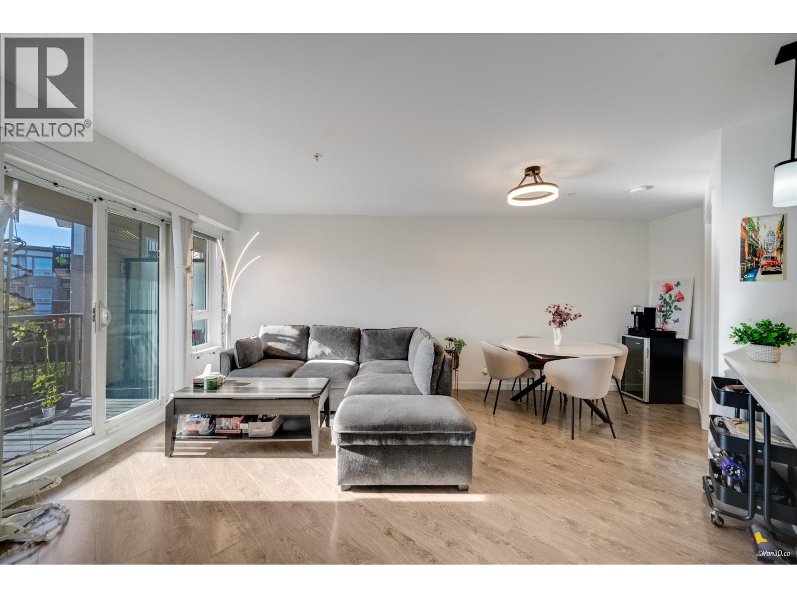 316 12339 STEVESTON HIGHWAY