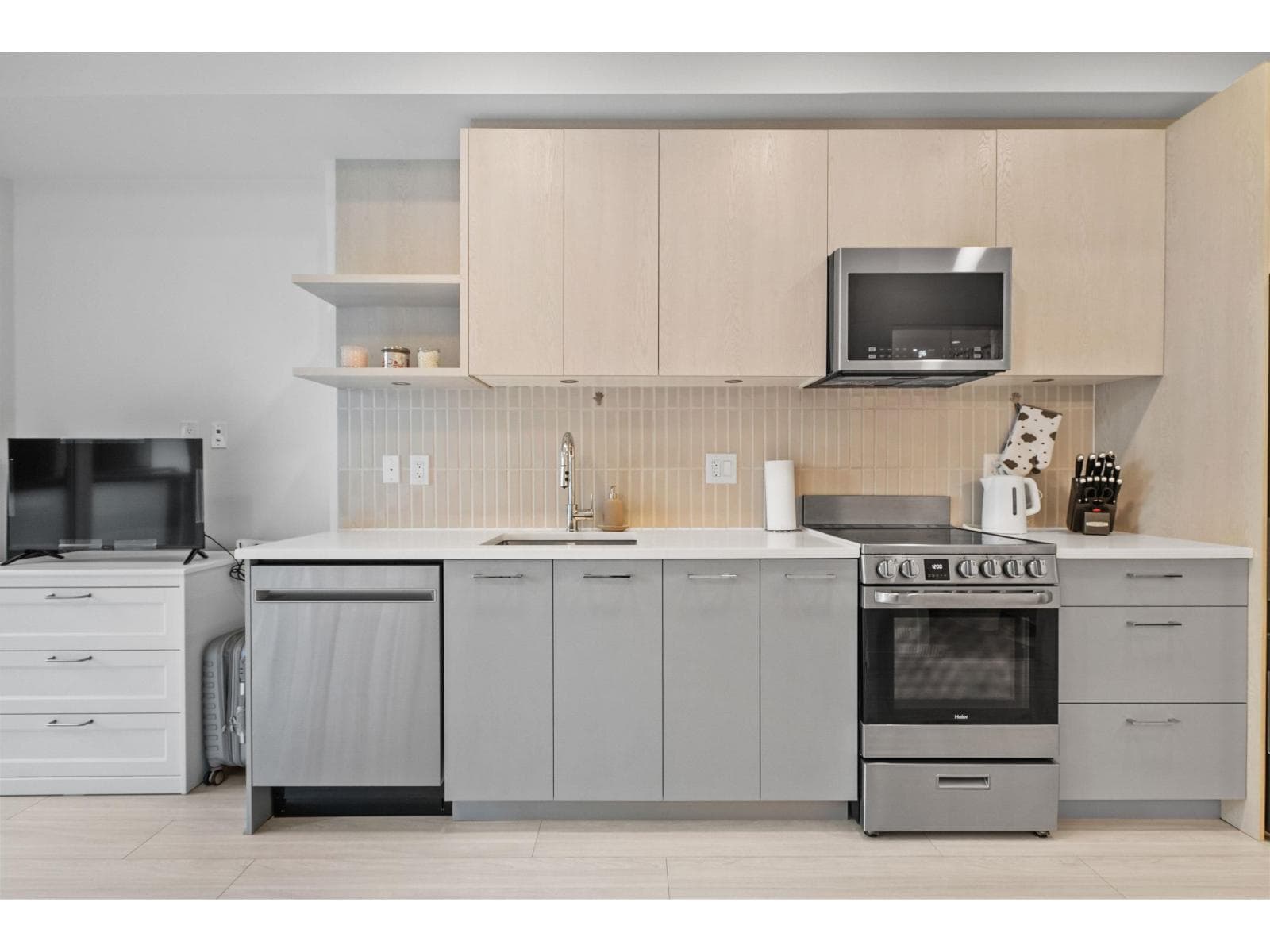 211 10777 138 STREET