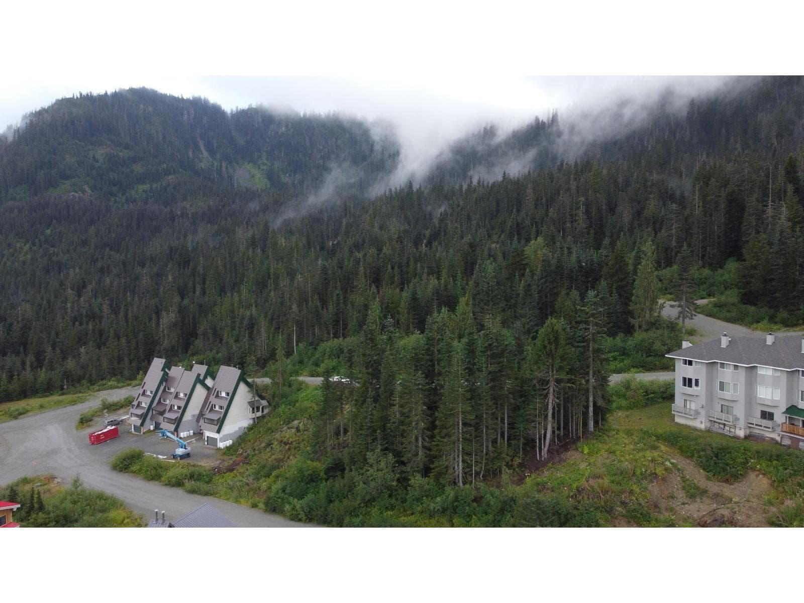 20950 SNOWFLAKE CRESCENT