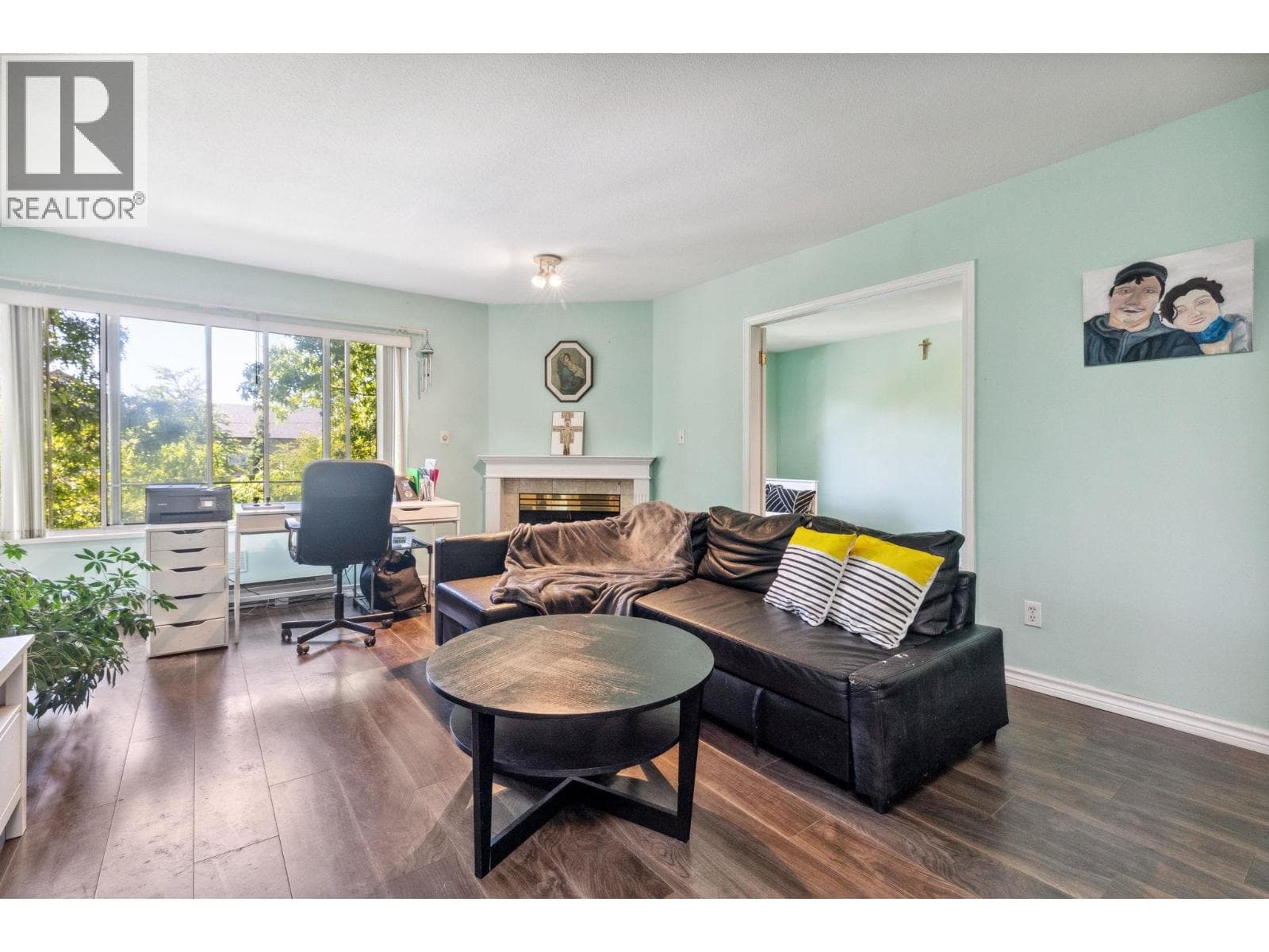 309 7368 ROYAL OAK AVENUE