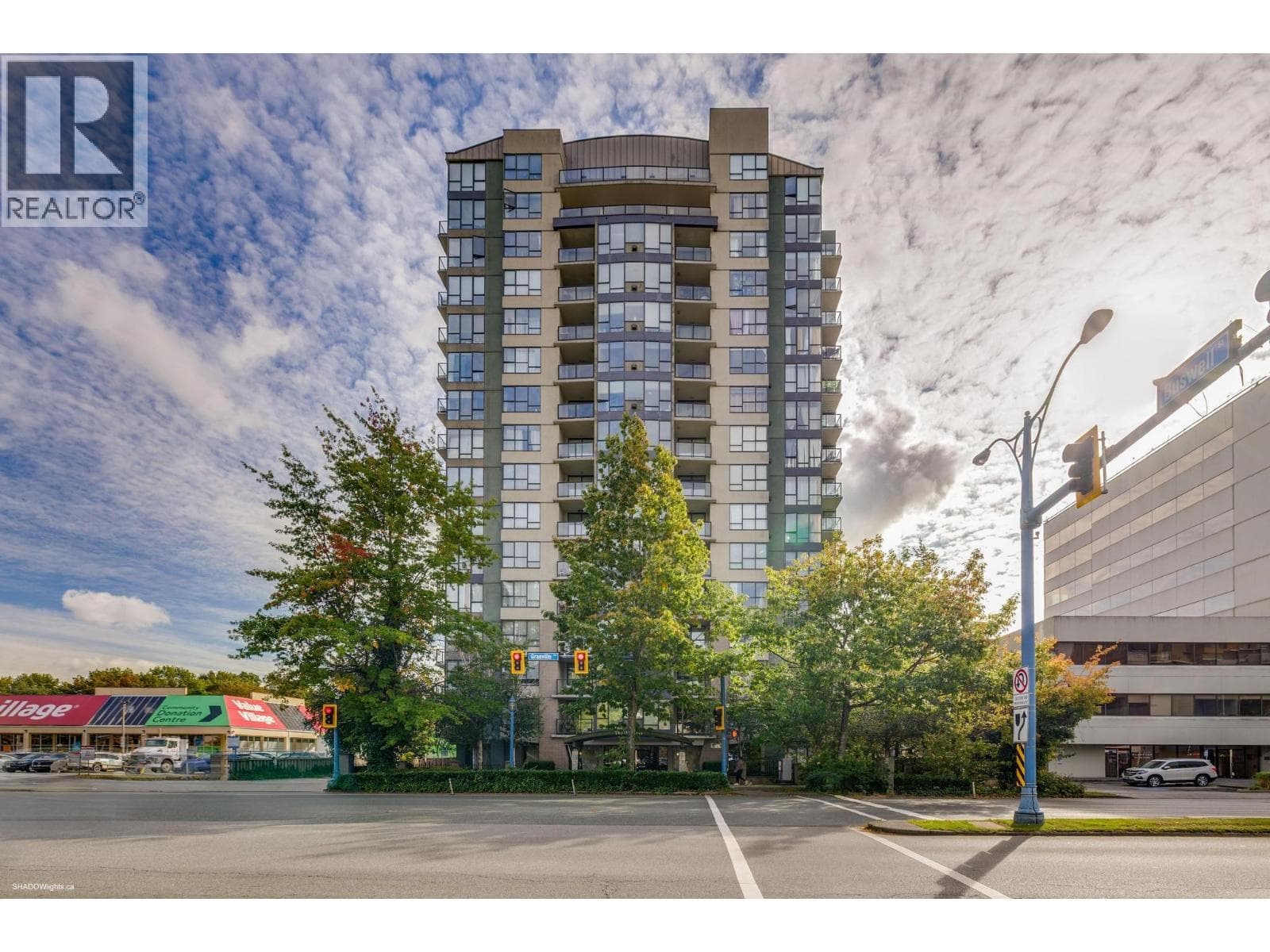 309 8180 GRANVILLE AVENUE