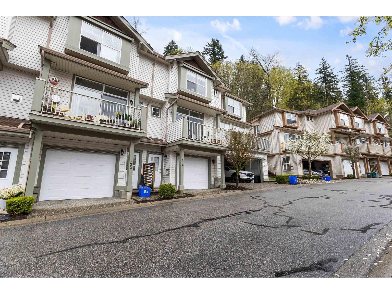 47 35287 OLD YALE ROAD