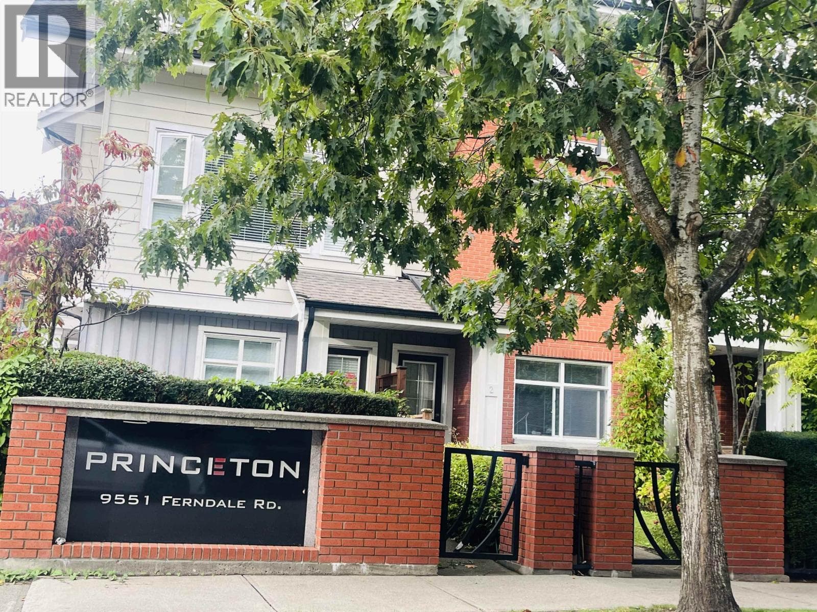 25 9551 FERNDALE ROAD