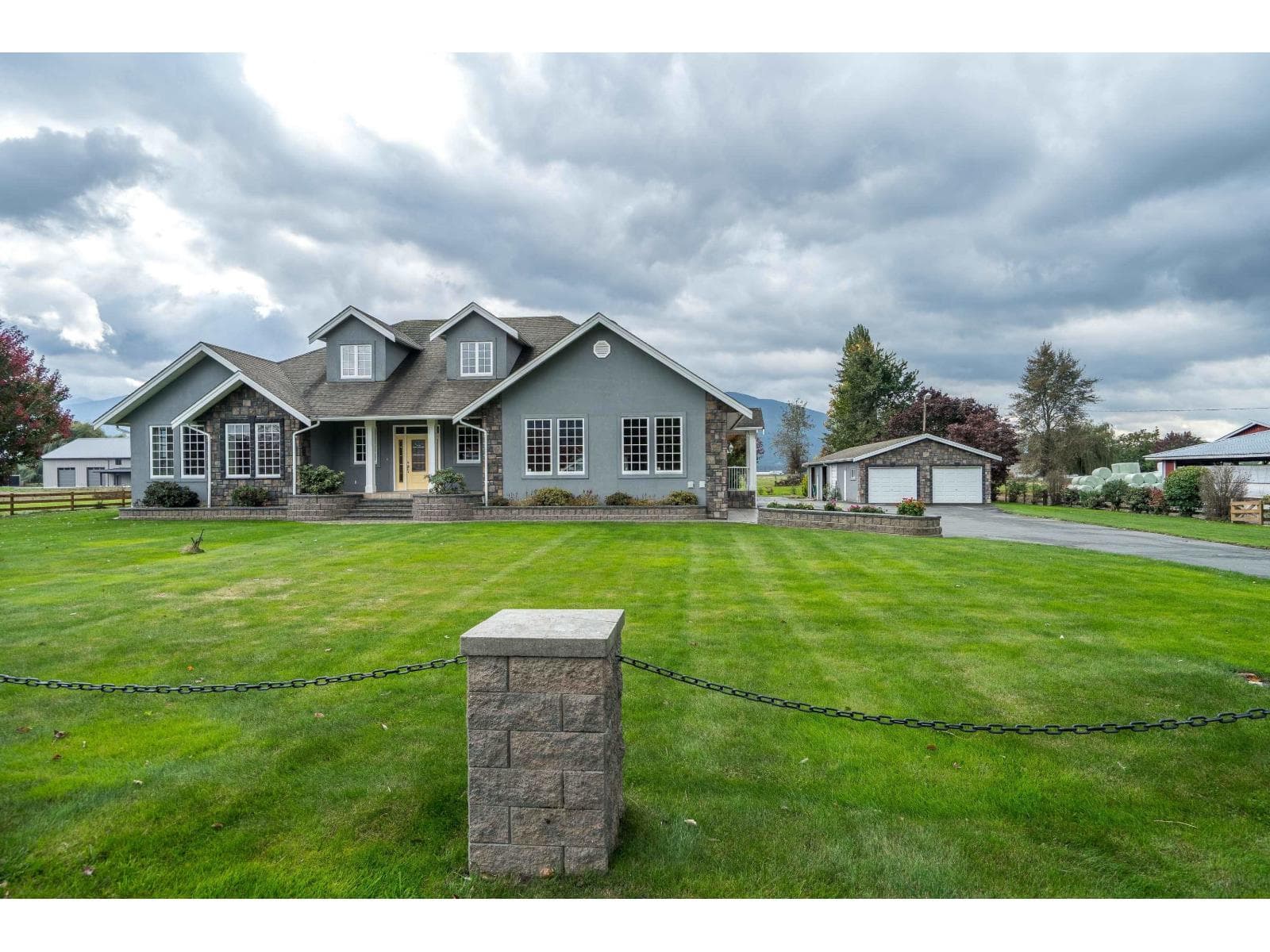 42872 SOUTH SUMAS ROAD, Greendale