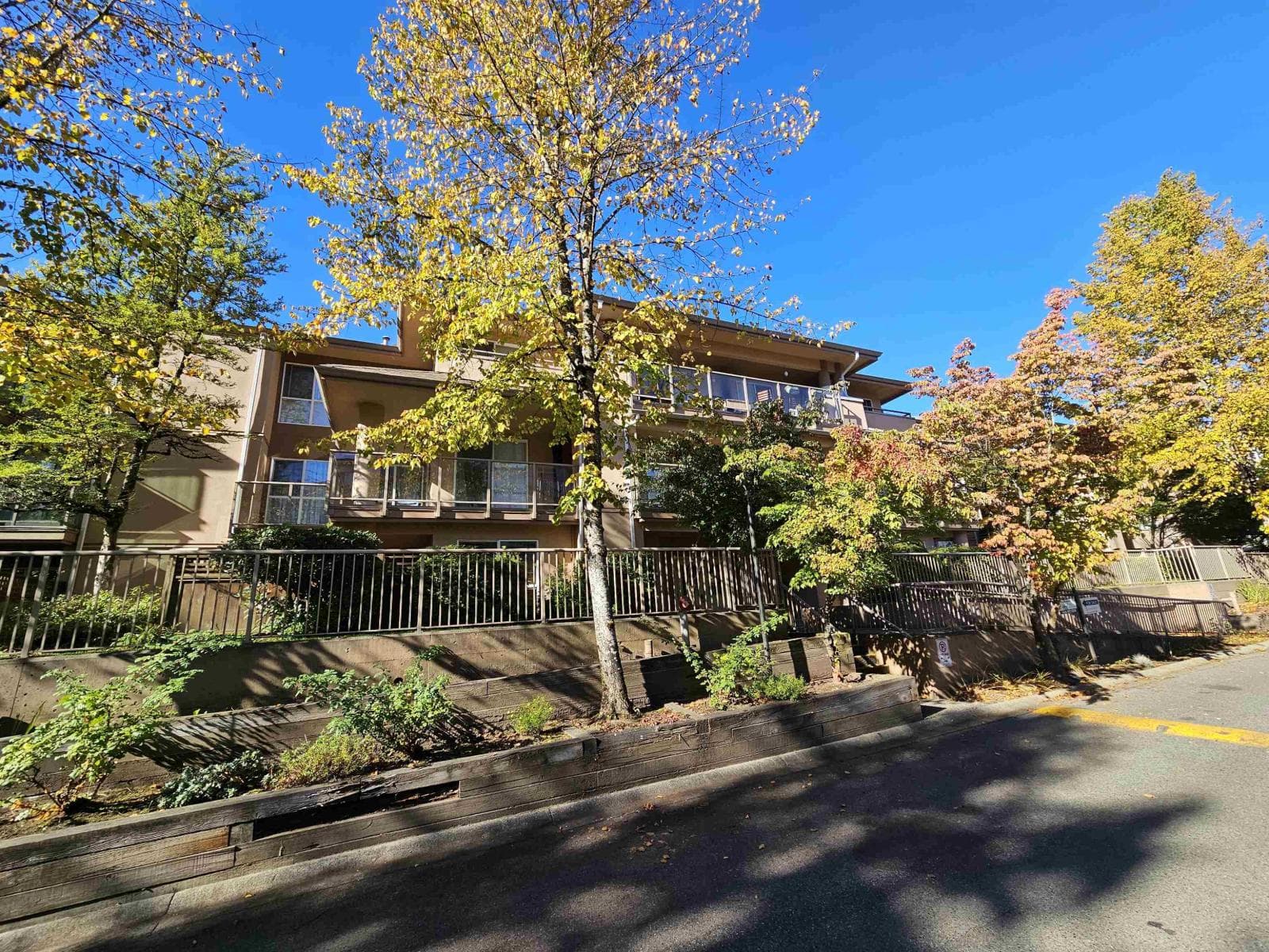 302 14980 101A AVENUE