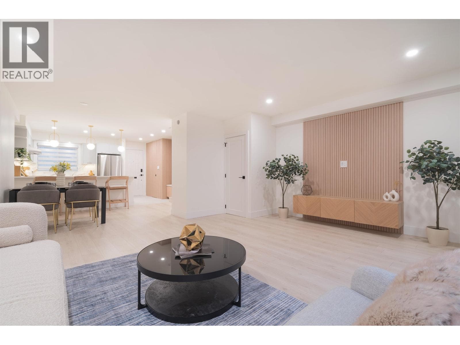 2078 SPRINGER AVENUE