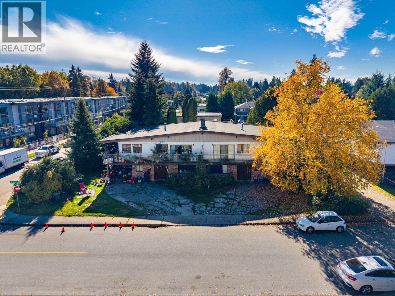 780 782 CATHERINE AVENUE