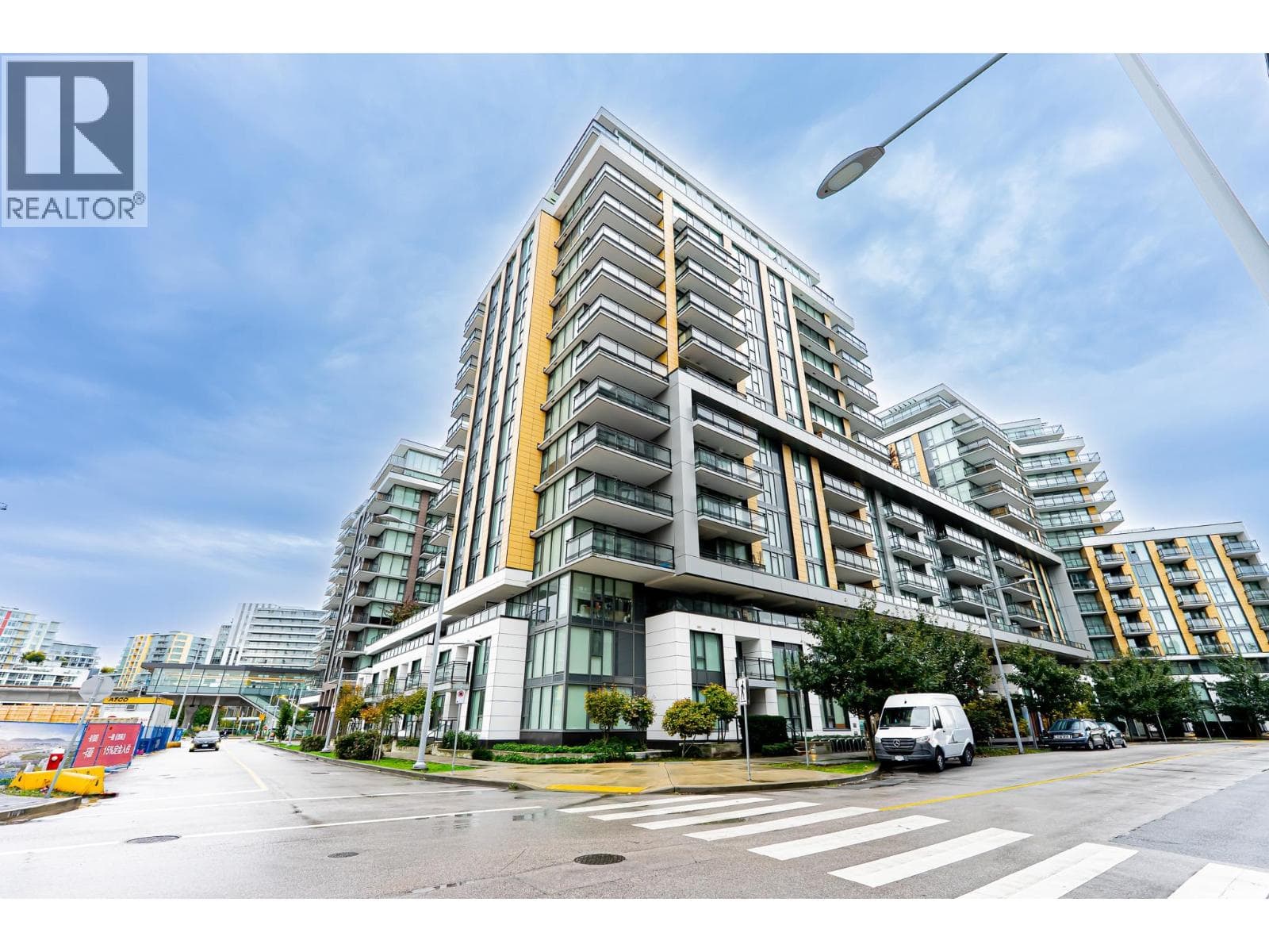 1202 3280 CORVETTE WAY