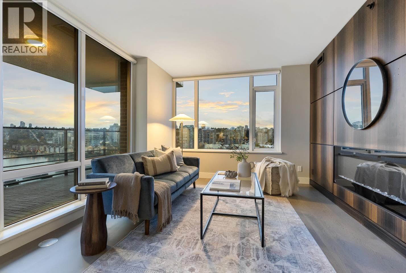 1204 210 SALTER STREET