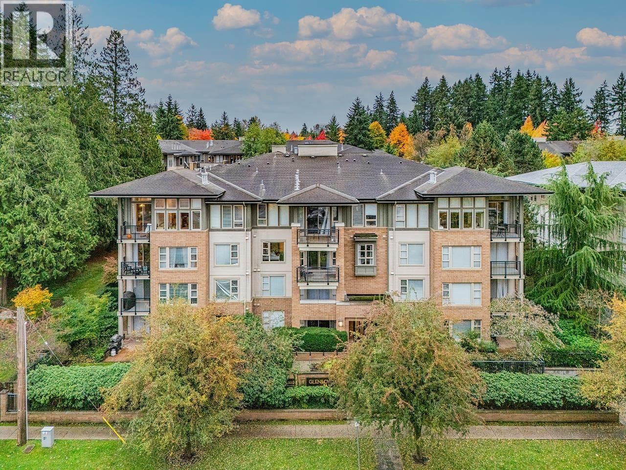 308 5740 TORONTO ROAD