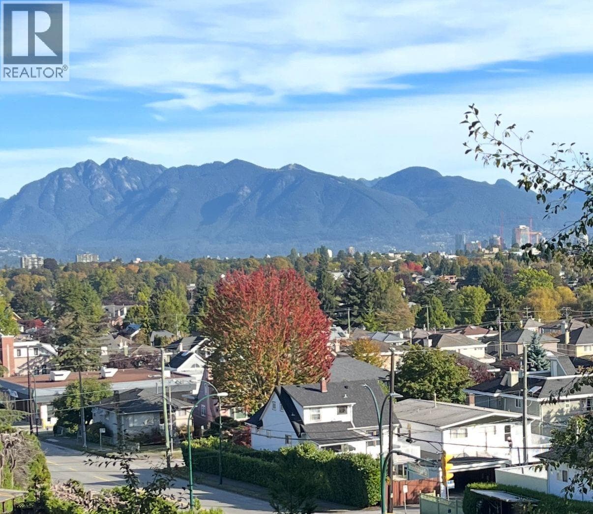 2806 W KING EDWARD AVENUE