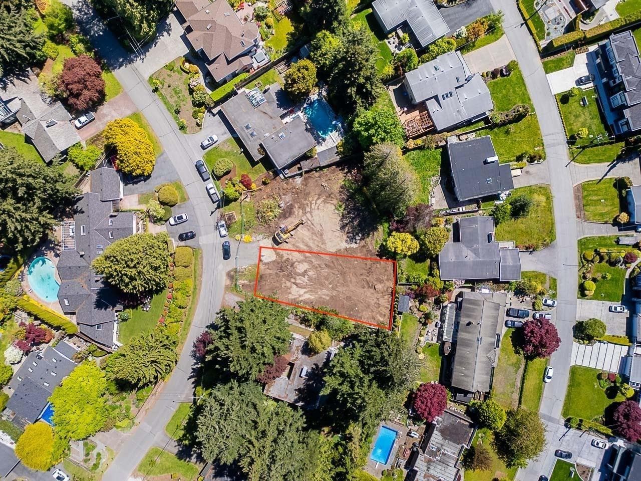 6571 LAMBERT CRESCENT