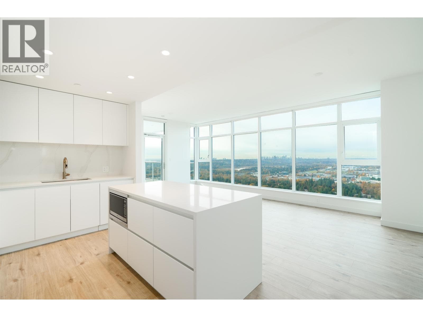 4007 720 FARROW STREET