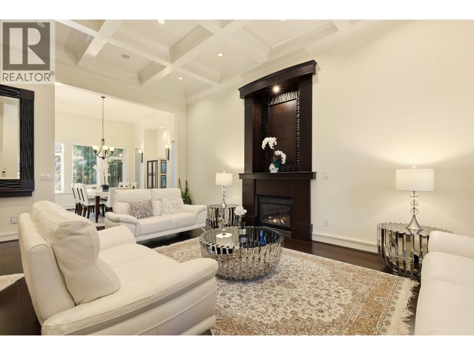 1017 CANYON BOULEVARD