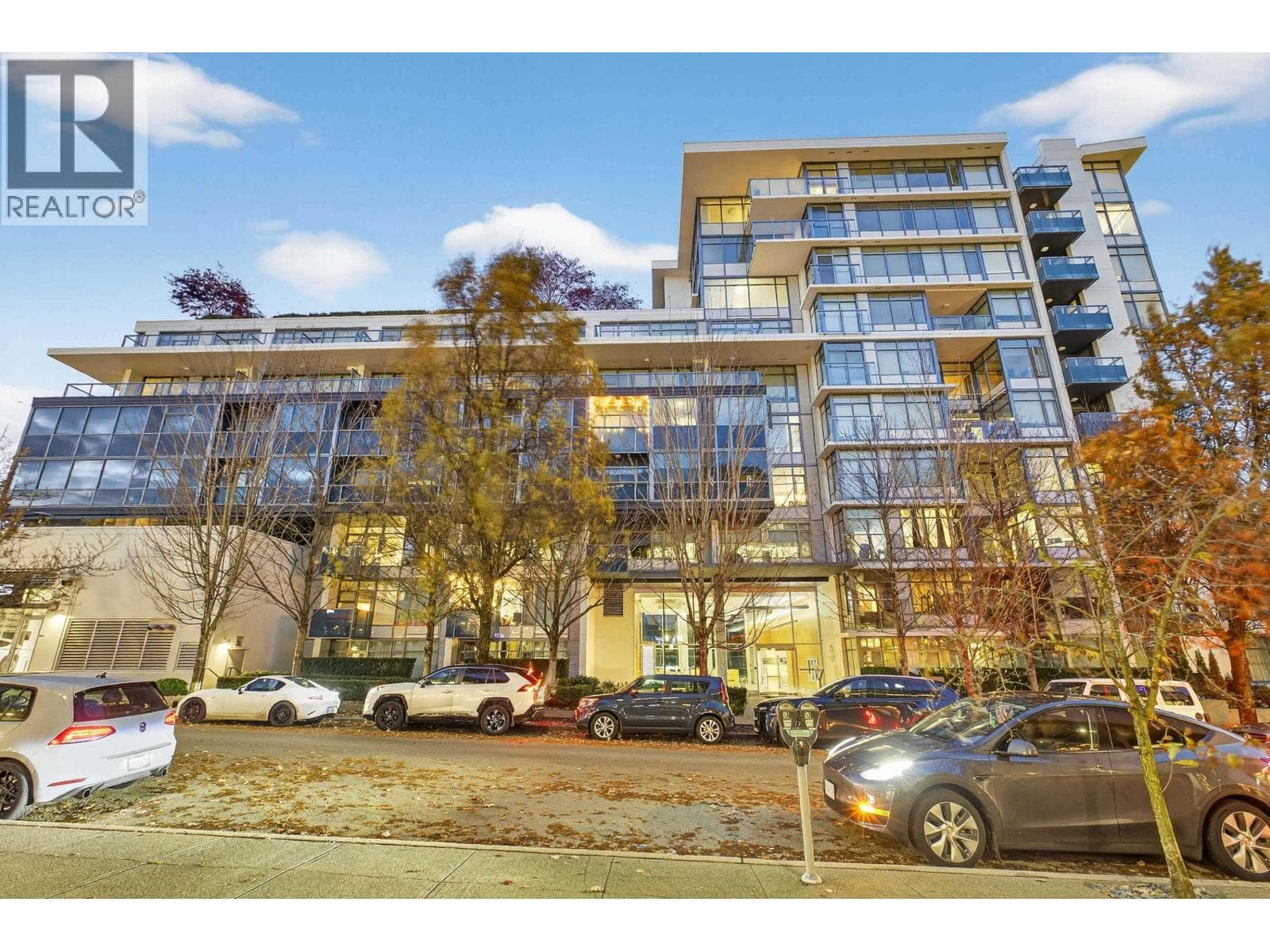 210 1777 W 7TH AVENUE