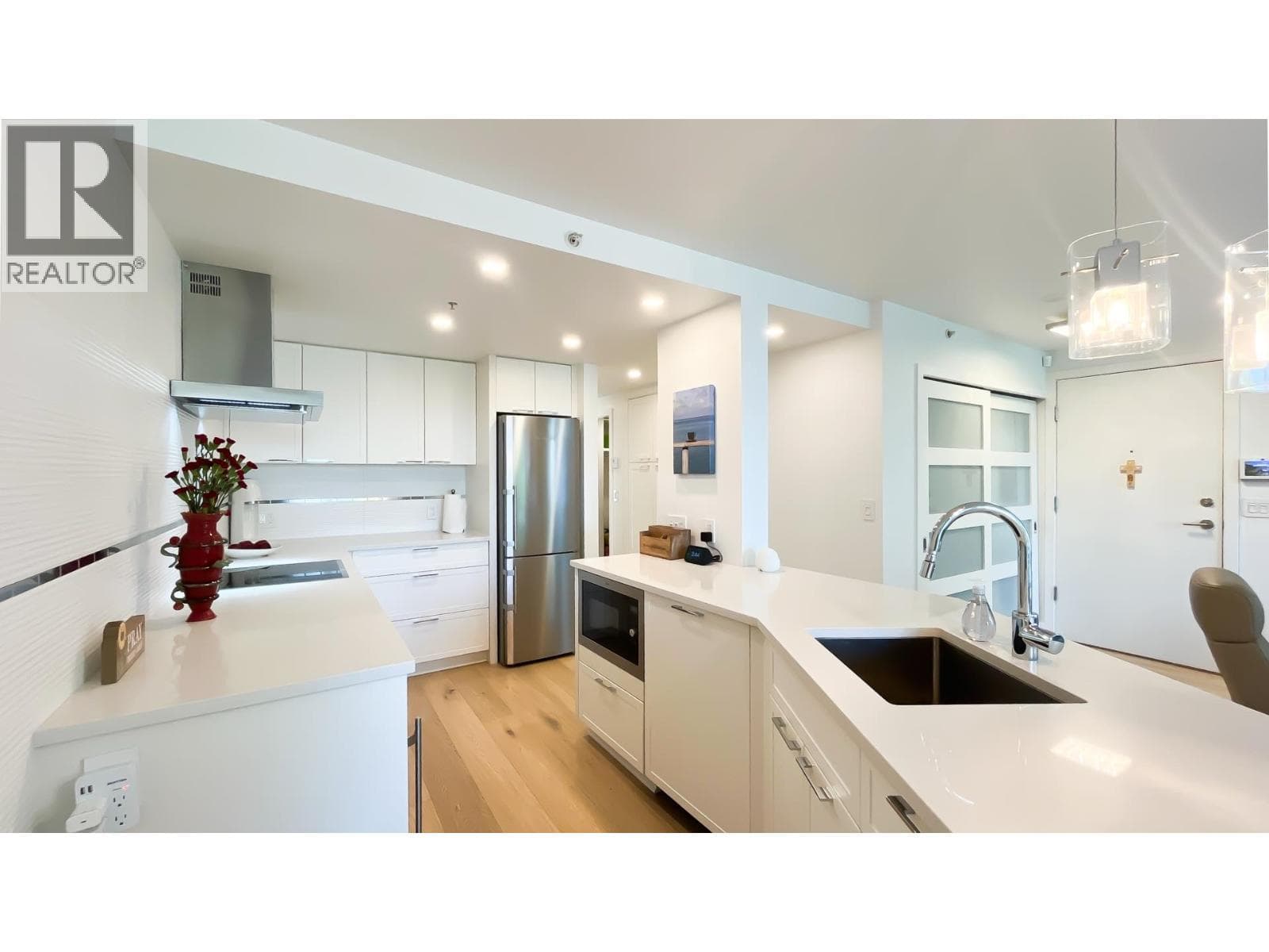 502 1388 HOMER STREET