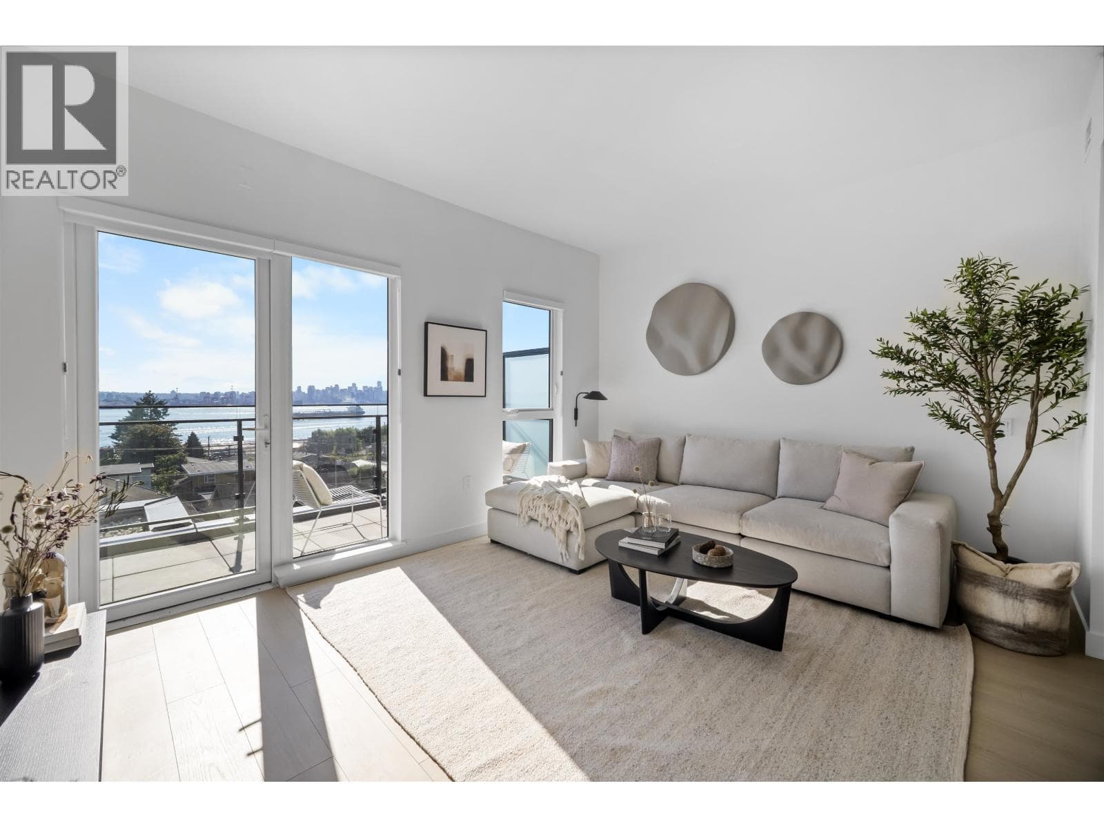 509 422 E 3RD STREET