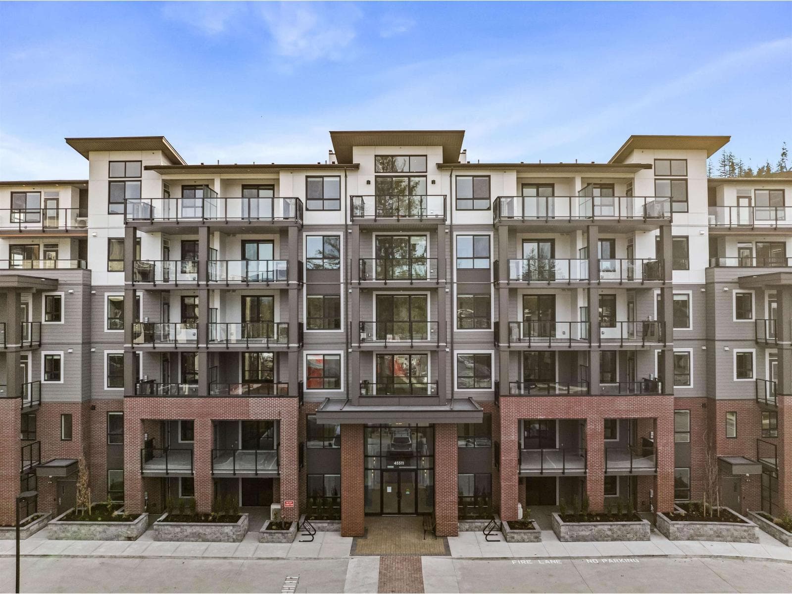 510 45505 CAMPUS DRIVE, Garrison Crossing